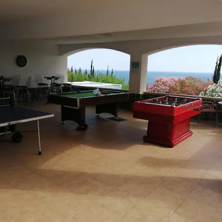 Semesterbostad Feel At